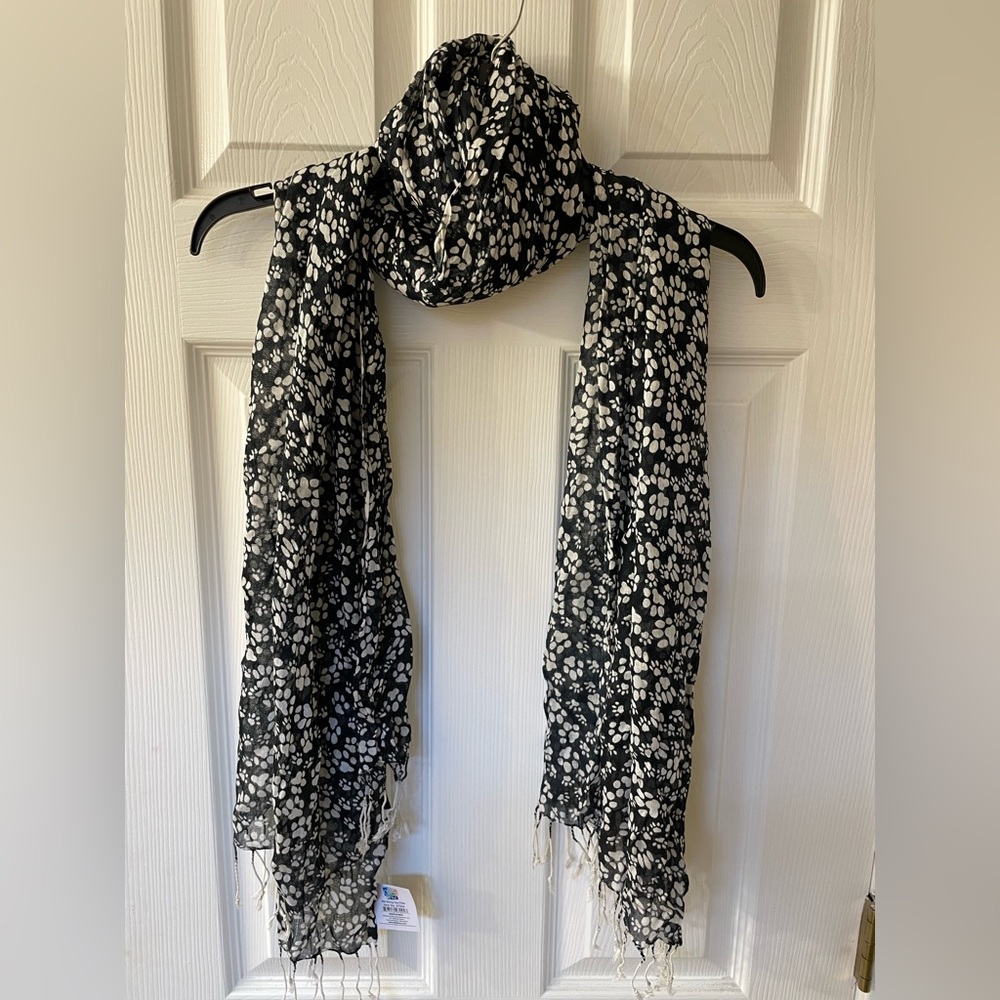 NWT Lucky dog paw prints sheer scarf